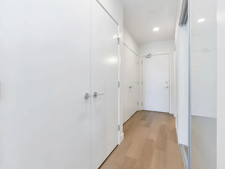 1490 W 32nd Ave — Photo 25