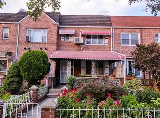 6131 80th St, Middle Village, NY 11379