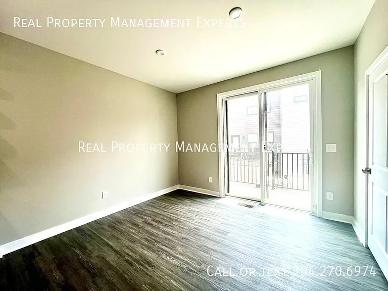 528 Billingsley Rd — Photo 13