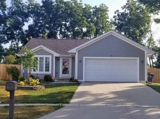 72 24th Ave SW, Cedar Rapids, IA 52404