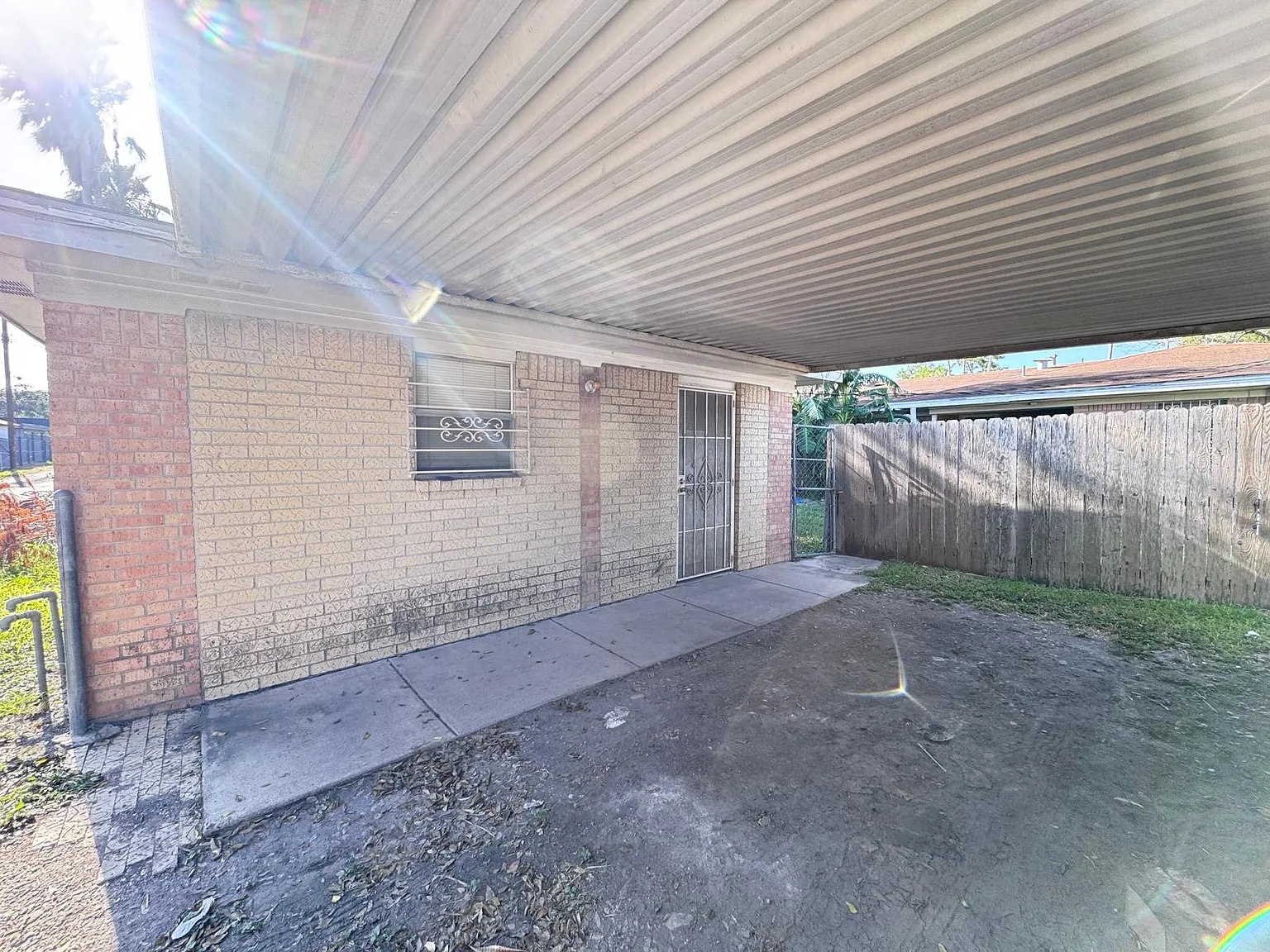 812 Walnut (Rear) - 1 — Photo 2
