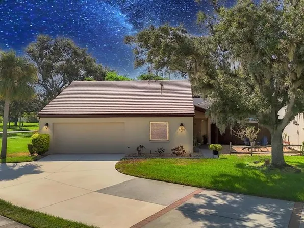 3756 Glen Oaks Manor Dr, Sarasota, FL 34232