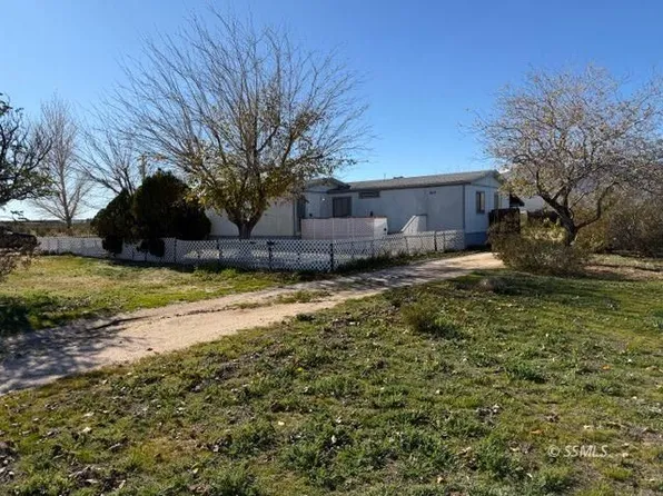 3217 Owens Peak St, Inyokern, CA 93527