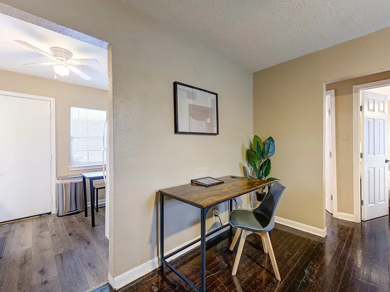 6827 Peerless St #4 — Photo 3
