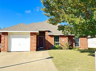 3335 Light Pointe Dr, Dallas, TX 75228