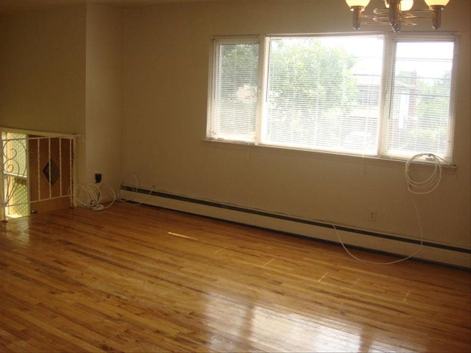 2nd image of 384 S Delaware Ave