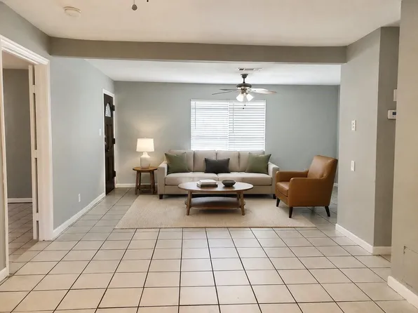 3020 Sagebrush Dr, Houston, TX 77093