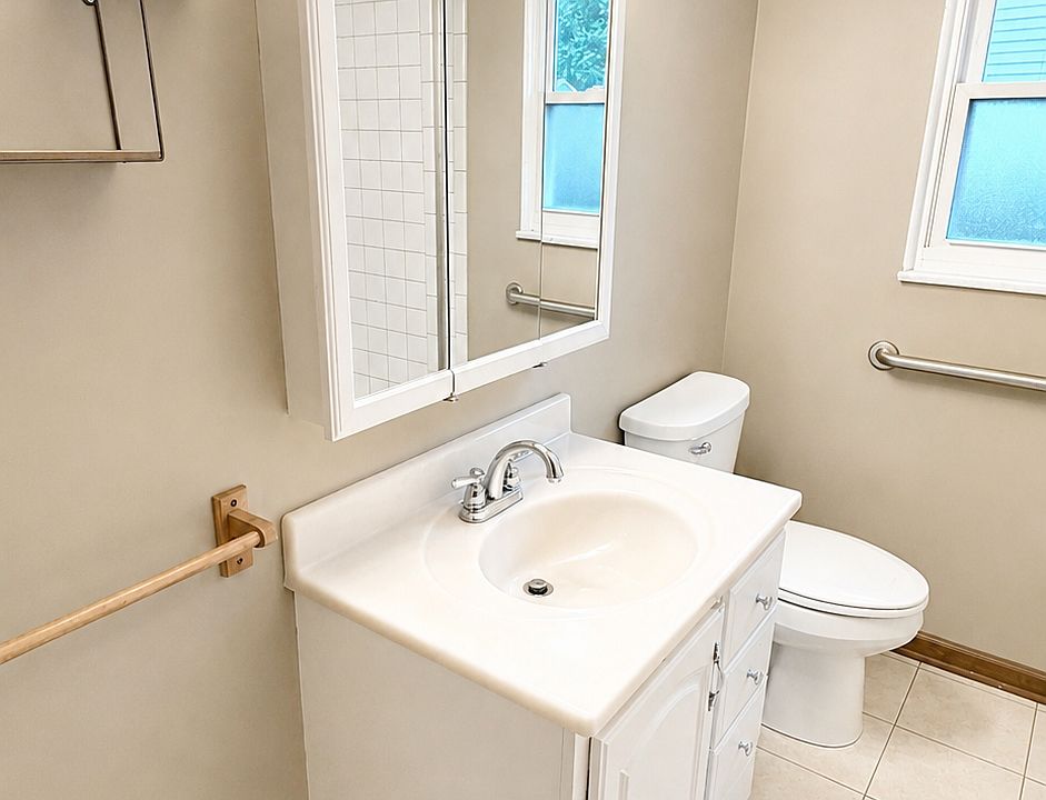 8474 Dixie Hwy, photo 7