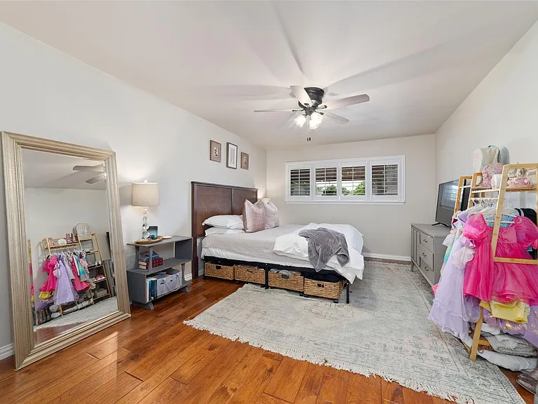 869 Wax Myrtle Ln #A — Photo 18