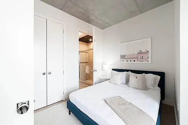 Rented by Highline Residential | media 23