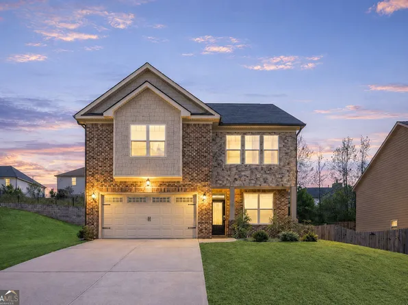 1526 Battle Brook Dr, Conyers, GA 30012