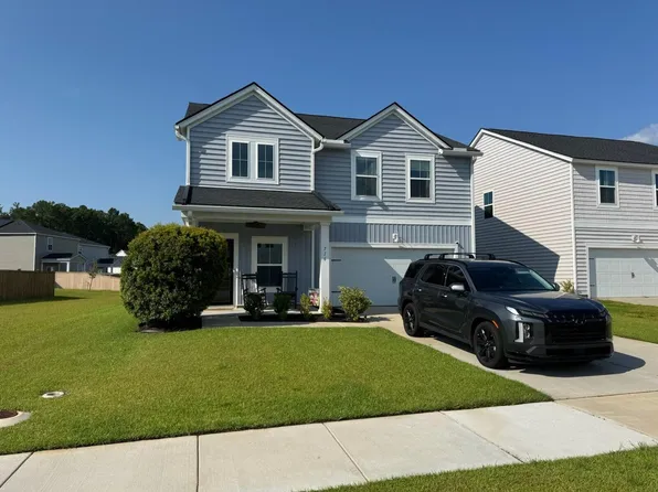 716 Pine Warbler Ln, Moncks Corner, SC 29461