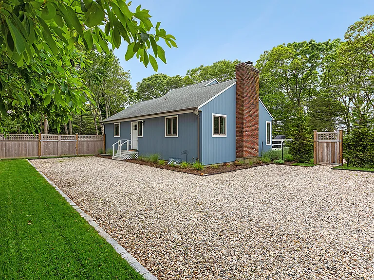 152 Isle Of Wight Rd — Photo 3