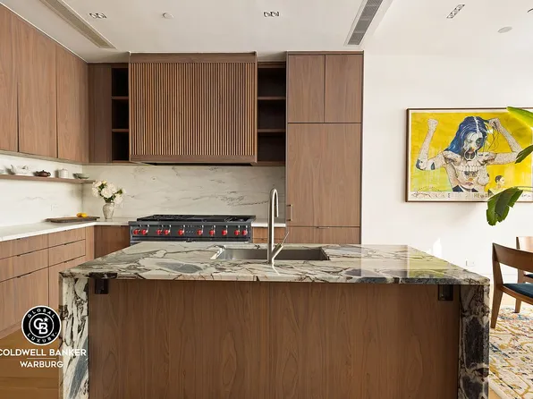 163 W 76th St, New York, NY 10023