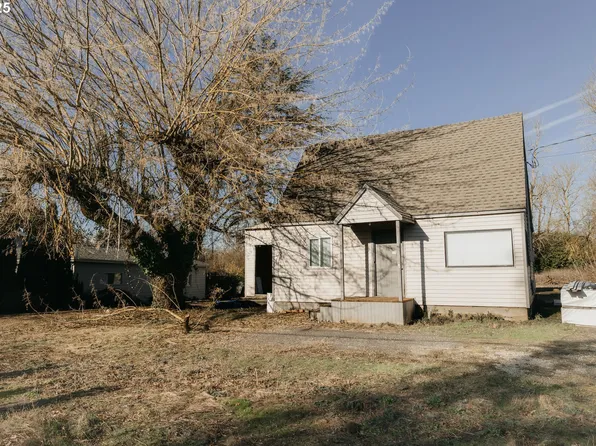301 NE South Shore Rd, Portland, OR 97211