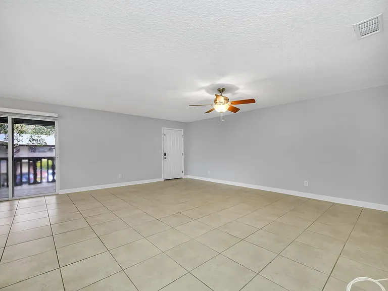 Century Oaks — Photo 10