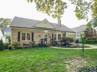 907 SW Anderson Ter, Topeka, KS 66606