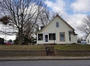 714 W Walnut St, Brownstown, IN