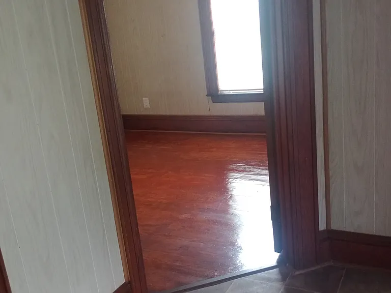 2706 Midland Ave — Photo 52