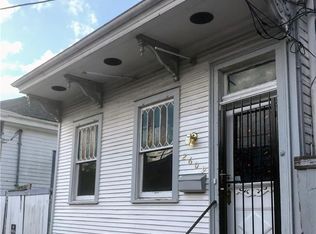 2609 Burgundy St, New Orleans, LA 70117
