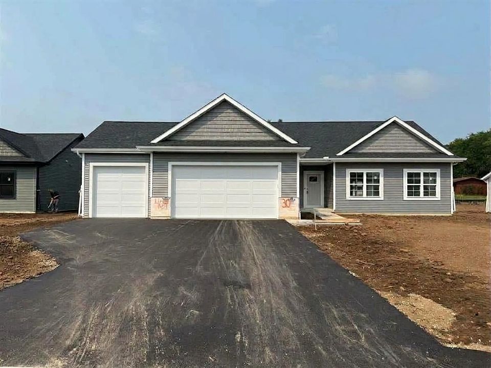 1st image of 2557 Kadlec Dr