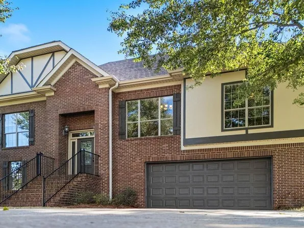 241 Parliament Pkwy, Maylene, AL 35114