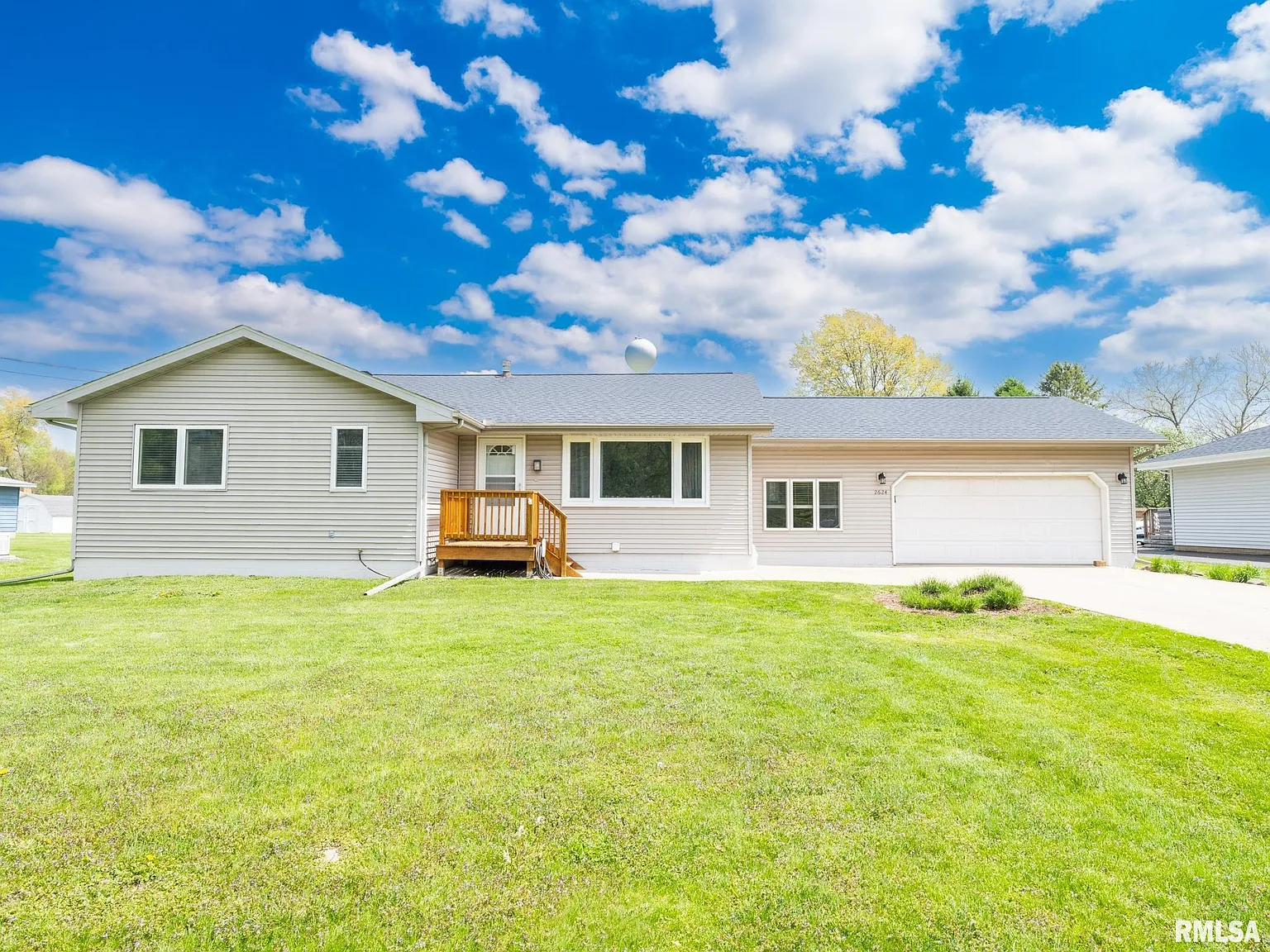 2624 S Cameron Ln photo 1