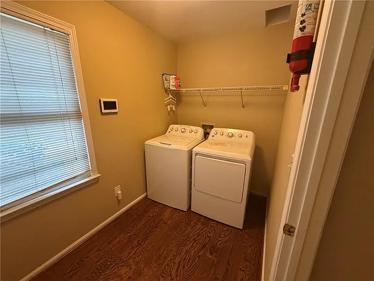 10935 Pennbrooke Xing — Photo 31