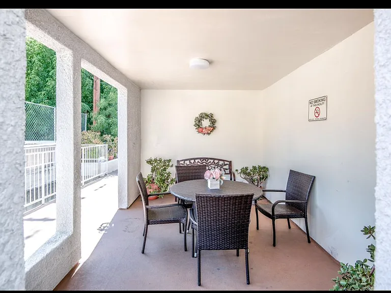 1234 Stanley Ave #104 — Photo 22