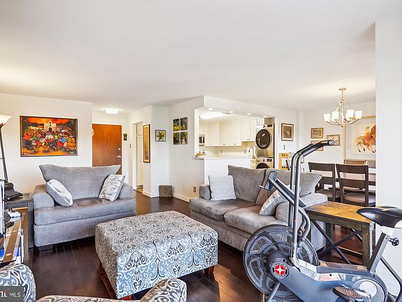 5th image of 7420 Westlake Ter APT 608