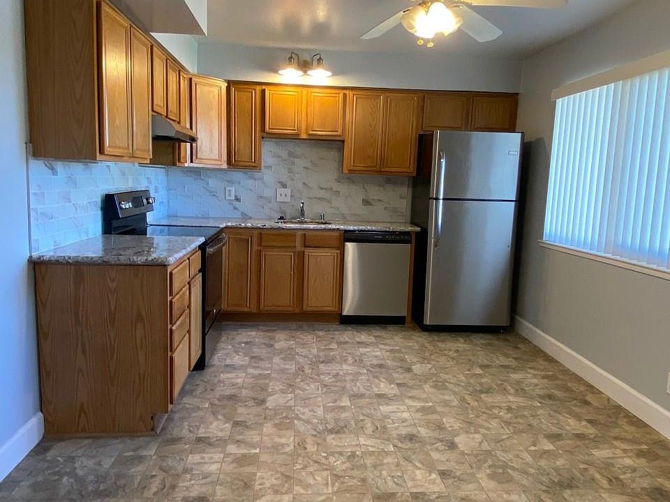 1st image of 636 La Grande Dr APT 8