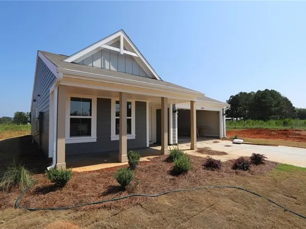 1009 Blossom Ln, Euharlee, GA 30120
