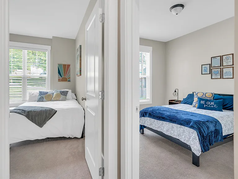 510 Eugene St — Photo 10