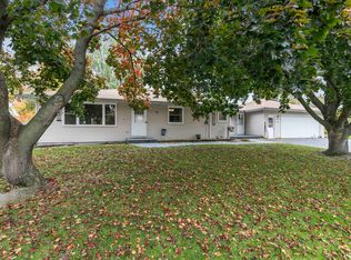 W1915 County Rd S, Freedom, WI 54130