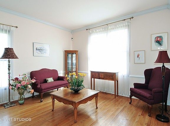 3rd image of 507 Turnberry Dr