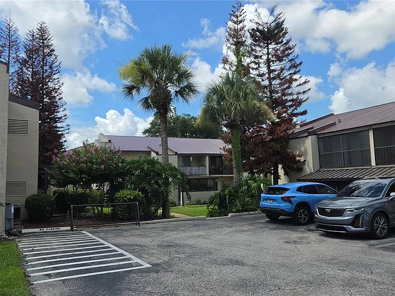 100 E Kentucky Ave #103-D — Photo 27