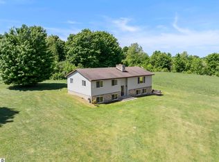 4848 Benzie Hwy, Benzonia, MI 49616