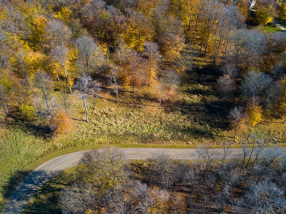 8842 Lakewood Trl 16, Berrien Center, MI 49102 Zillow