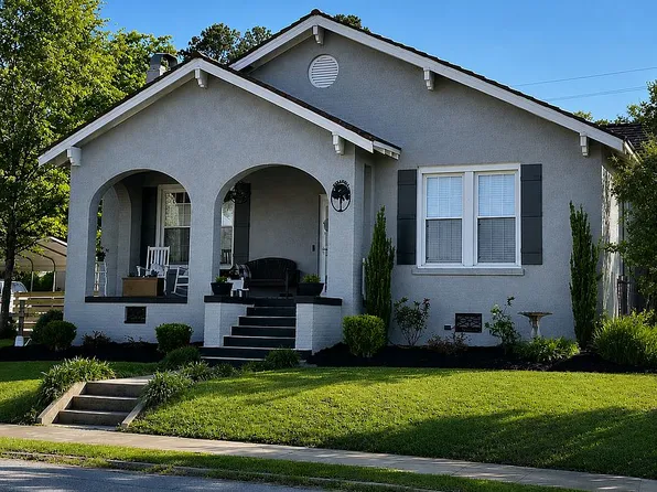 211 Duke St, Ninety Six, SC 29666