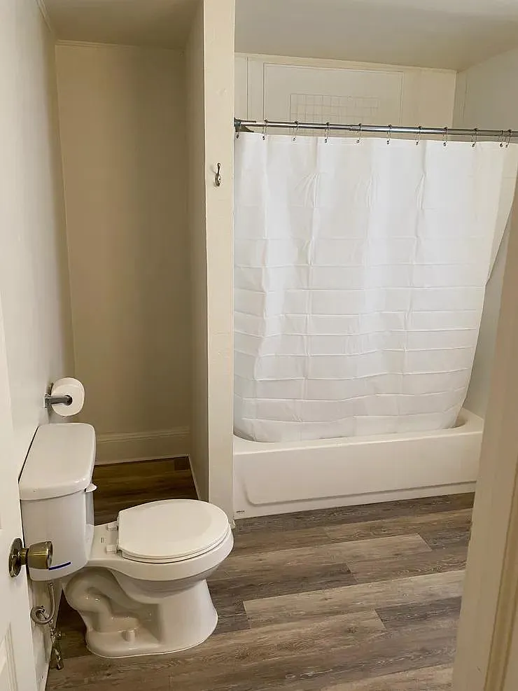 314 Laury St — Photo 4