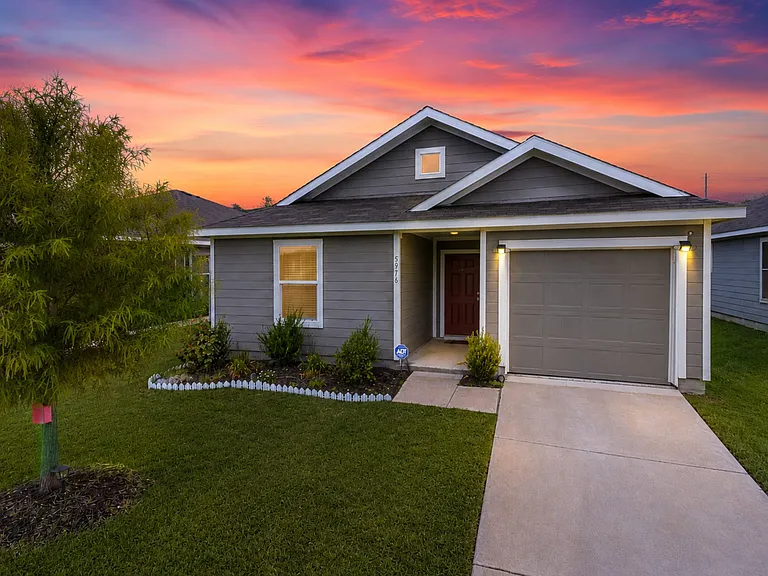 5976 Ripple Rush Dr — Photo 1