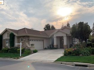 207 Summerset Dr, Brentwood, CA