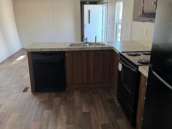 5th image of 2 Miller Hill Rd #8