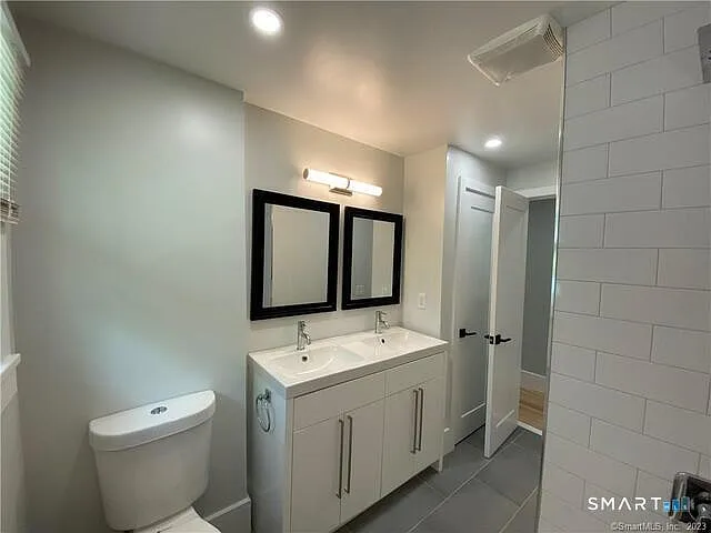 10 Donohue Dr — Photo 17