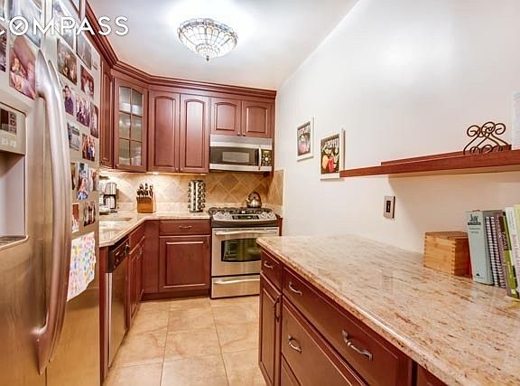 2nd image of 400 E 77th St APT 1F