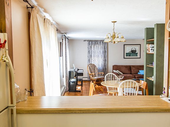 Hudson, MA 01749