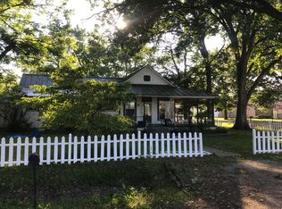 202 Haden St, Crawfordsville, AR 72327