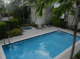 8950 SW 69th Ct APT 215, Pinecrest, FL 33156