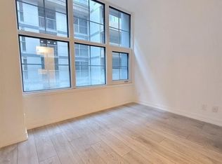 55 Mercer St #601, Toronto, ON M5V1H2