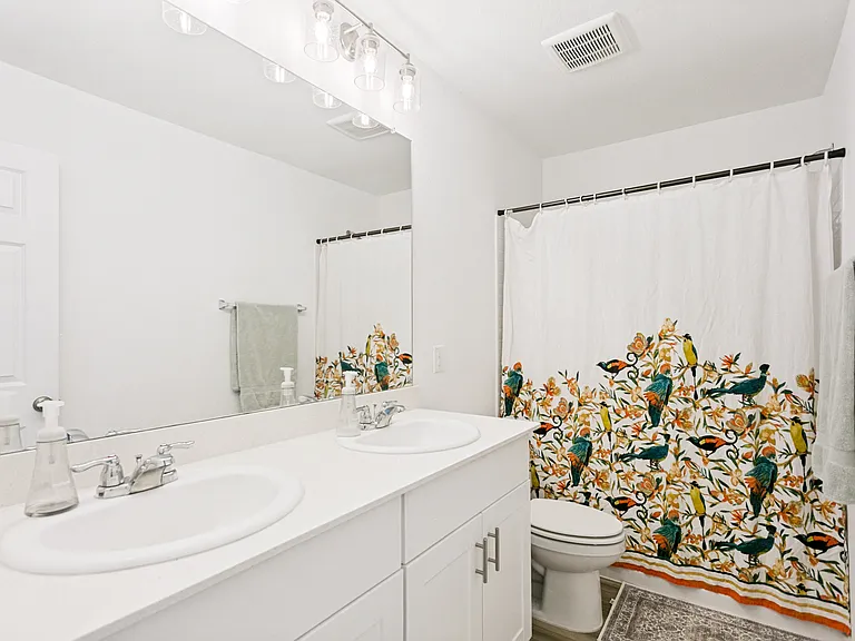 242 Lake Erie Dr — Photo 11